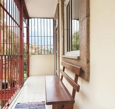 Eiffel Riverside Apartment Porto